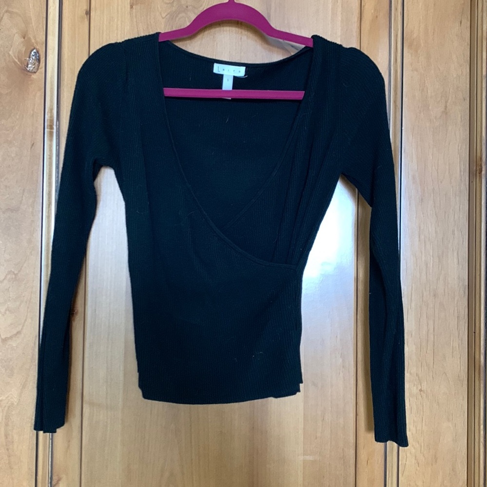 Leith small black ribbed sweater